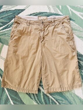 BKE Men's Tan Flat-Front Cotton Shorts